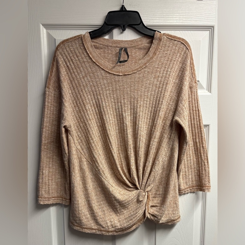 NWOT Anthropologie Front Knot Top Oatmeal Color Size Small